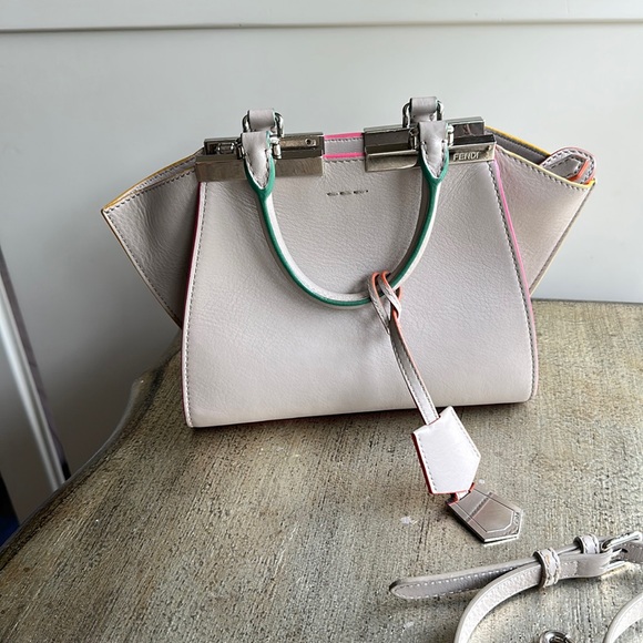 Fendi Bag - Picture 1 of 8